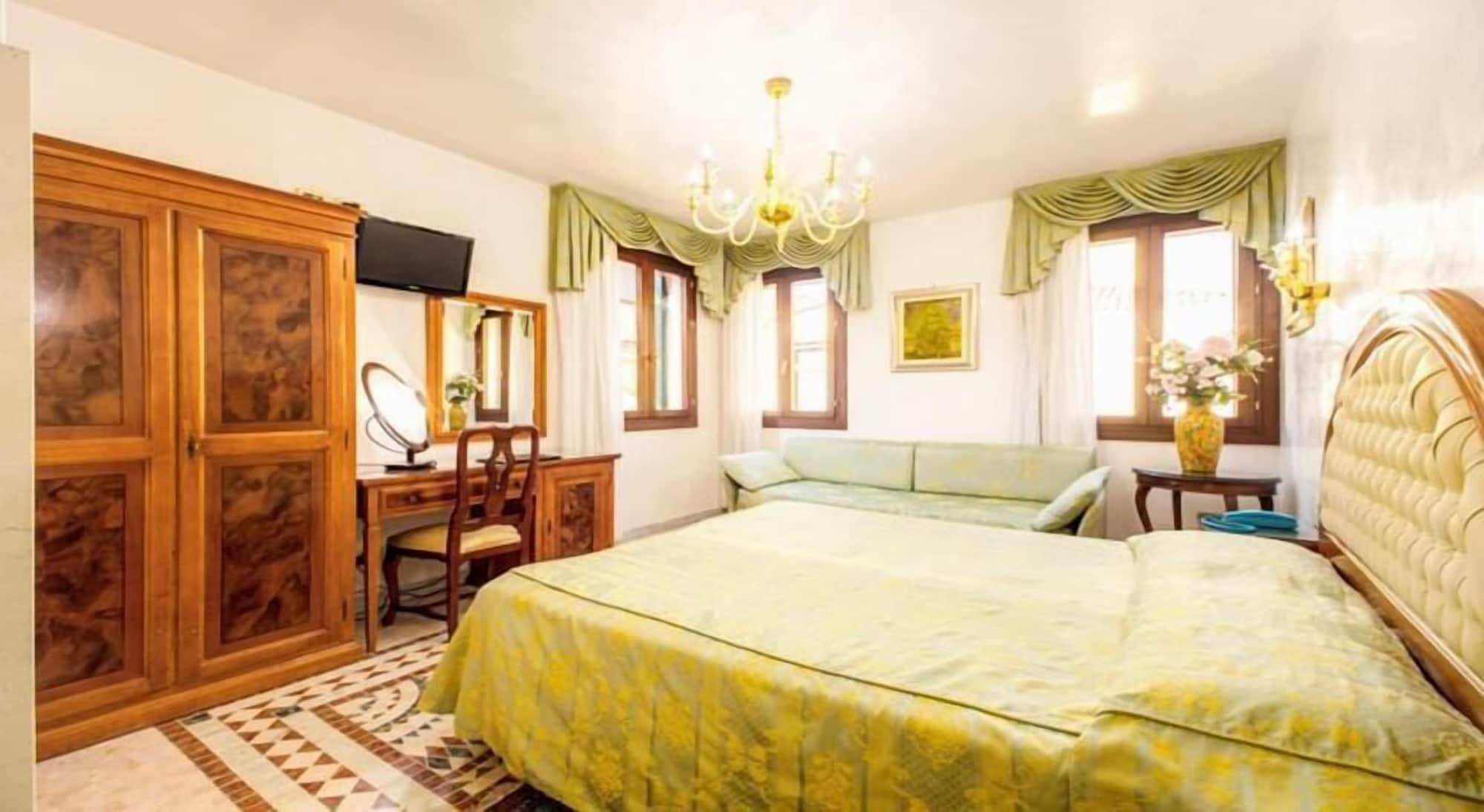 Antica Casa Carettoni Hotel Velence Kültér fotó