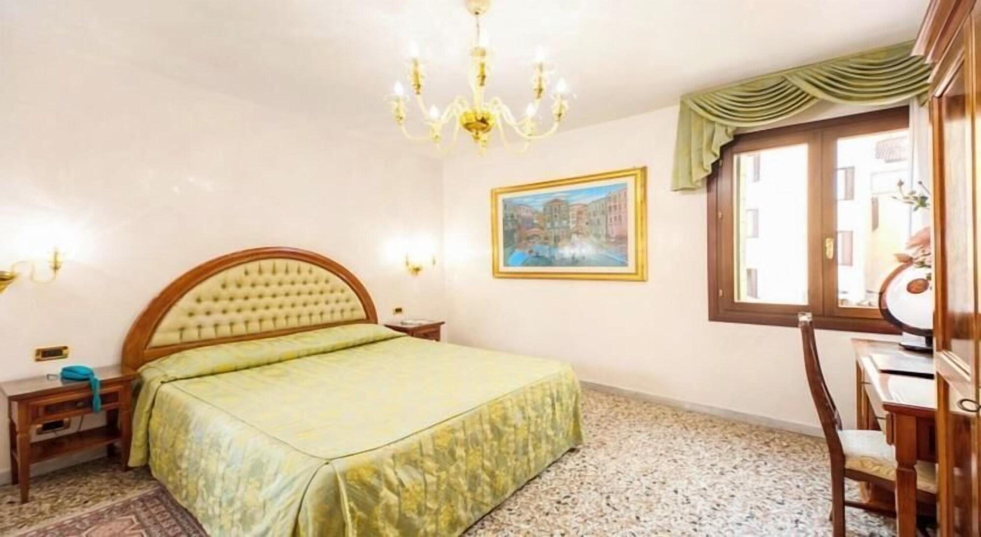 Antica Casa Carettoni Hotel Velence Kültér fotó