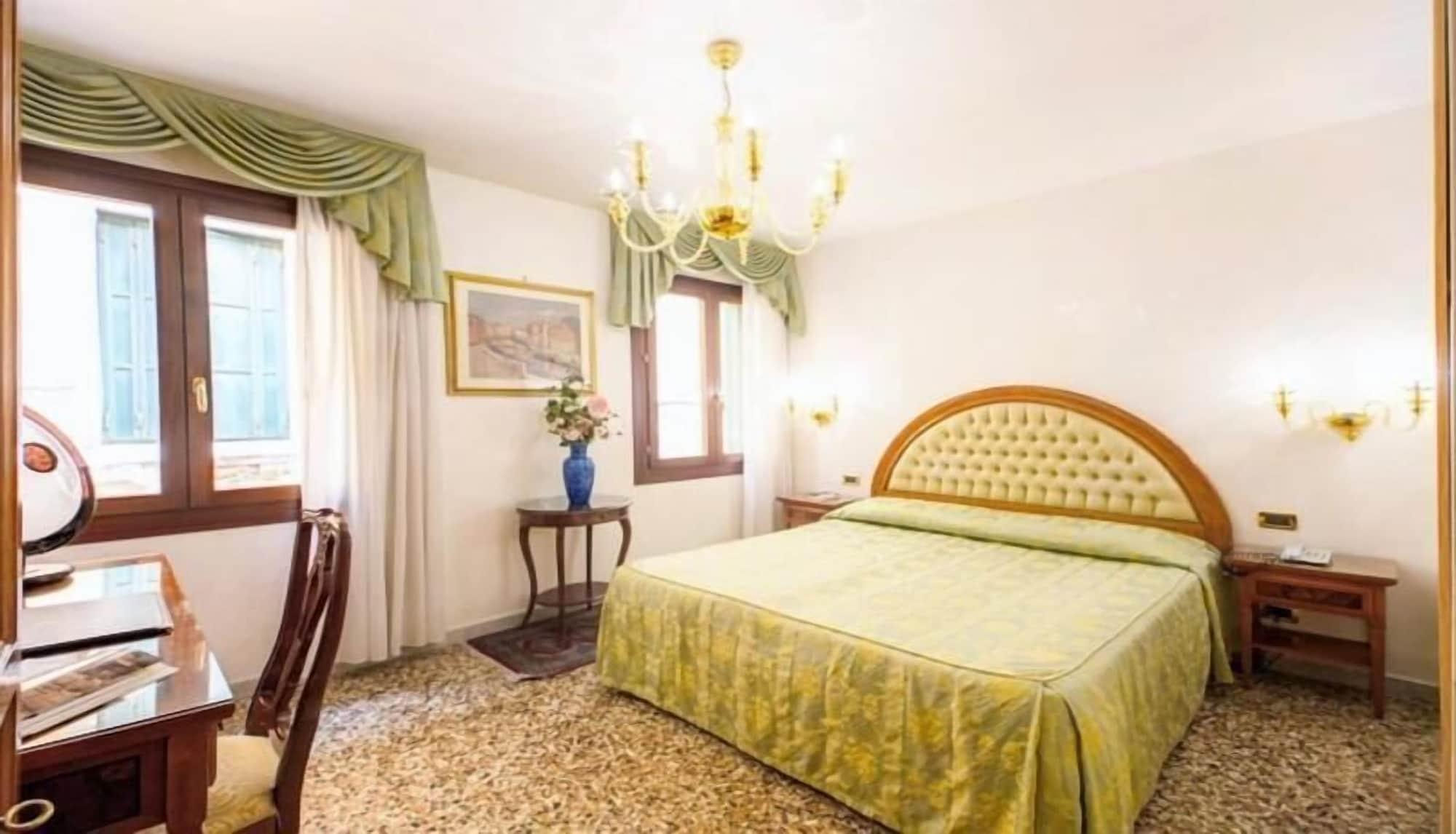 Antica Casa Carettoni Hotel Velence Kültér fotó