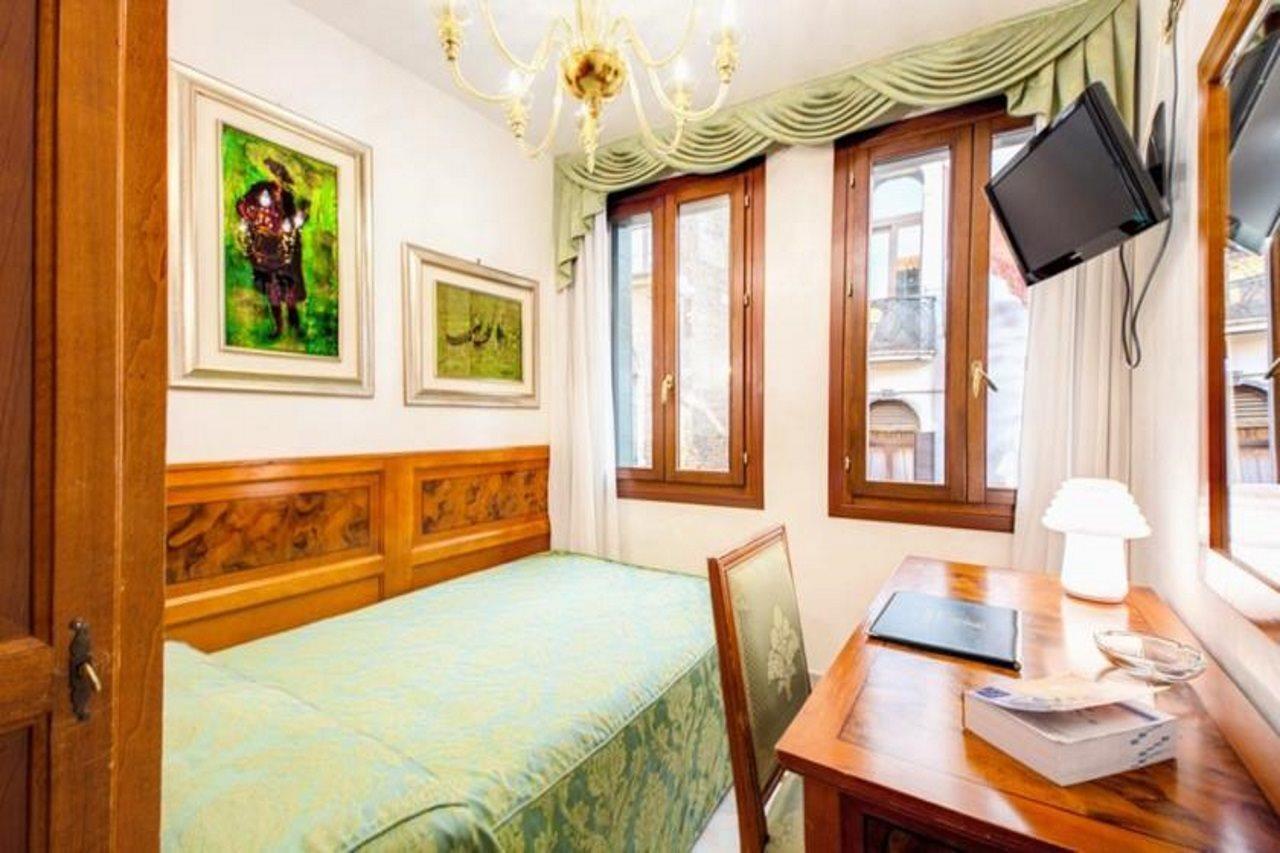 Antica Casa Carettoni Hotel Velence Kültér fotó