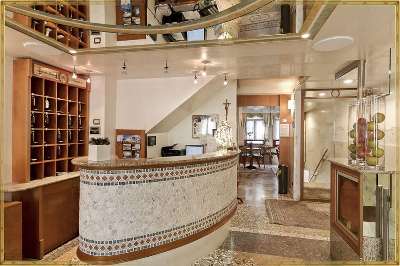 Antica Casa Carettoni Hotel Velence Kültér fotó