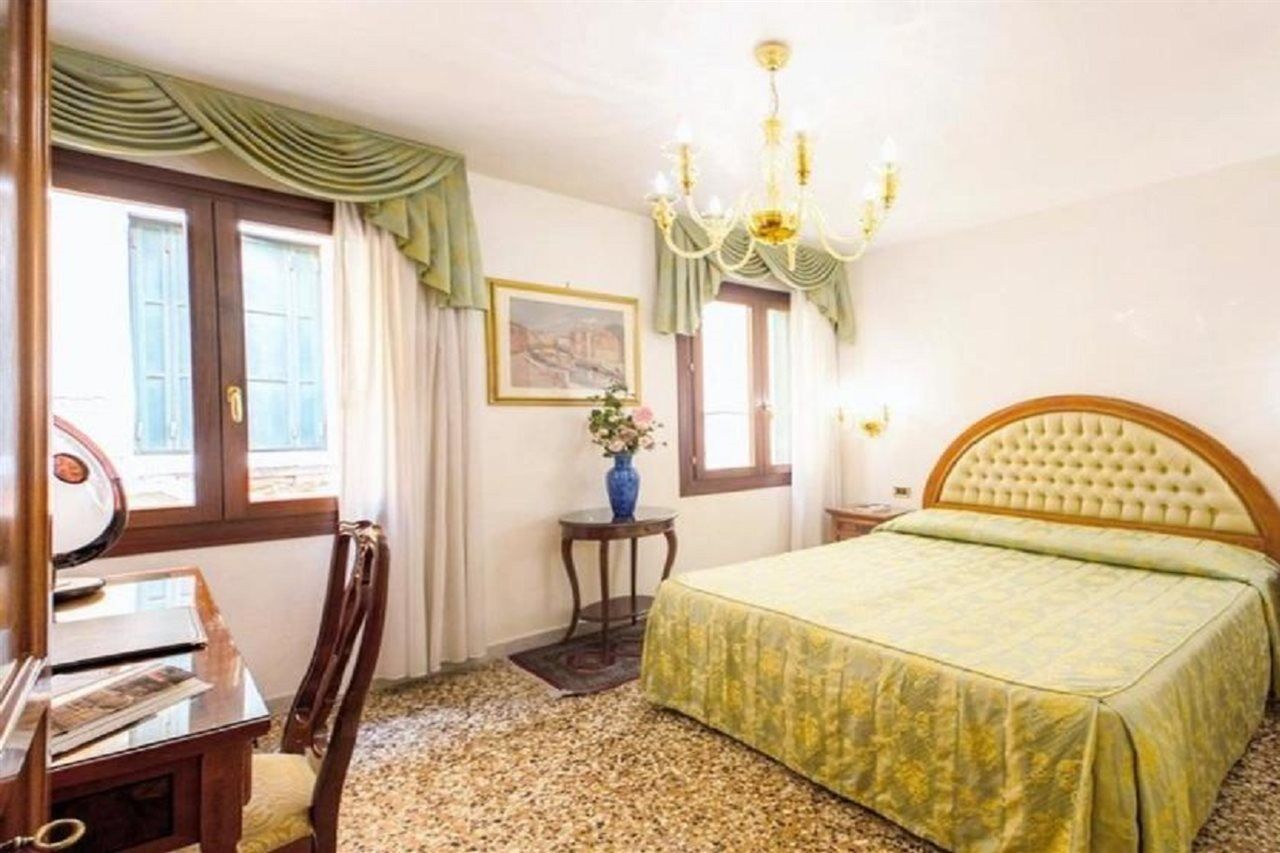 Antica Casa Carettoni Hotel Velence Kültér fotó